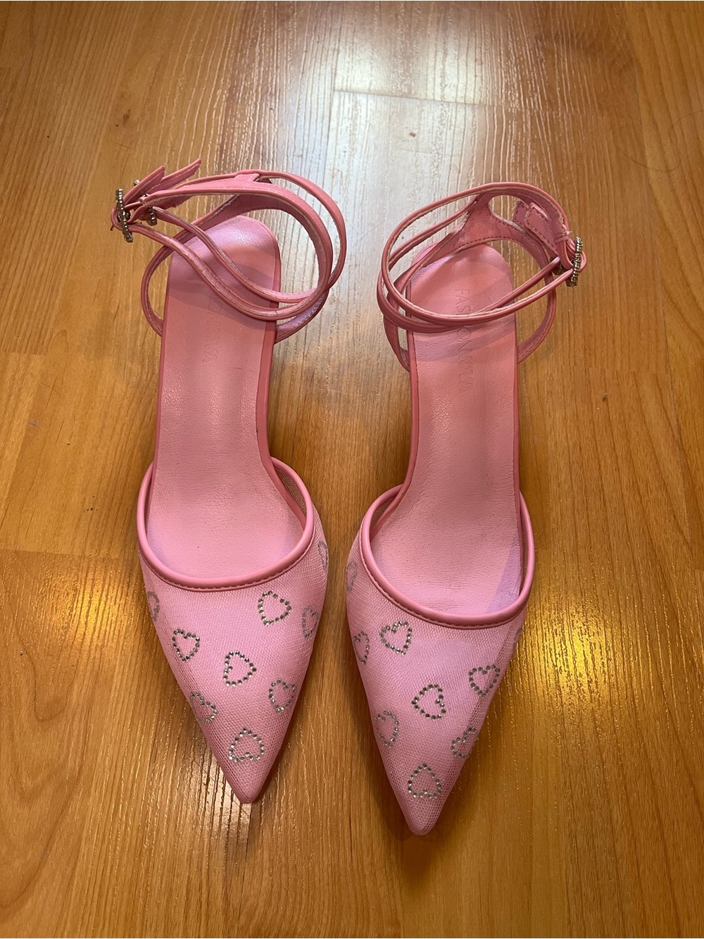 Fashion Nova pink kitten heels